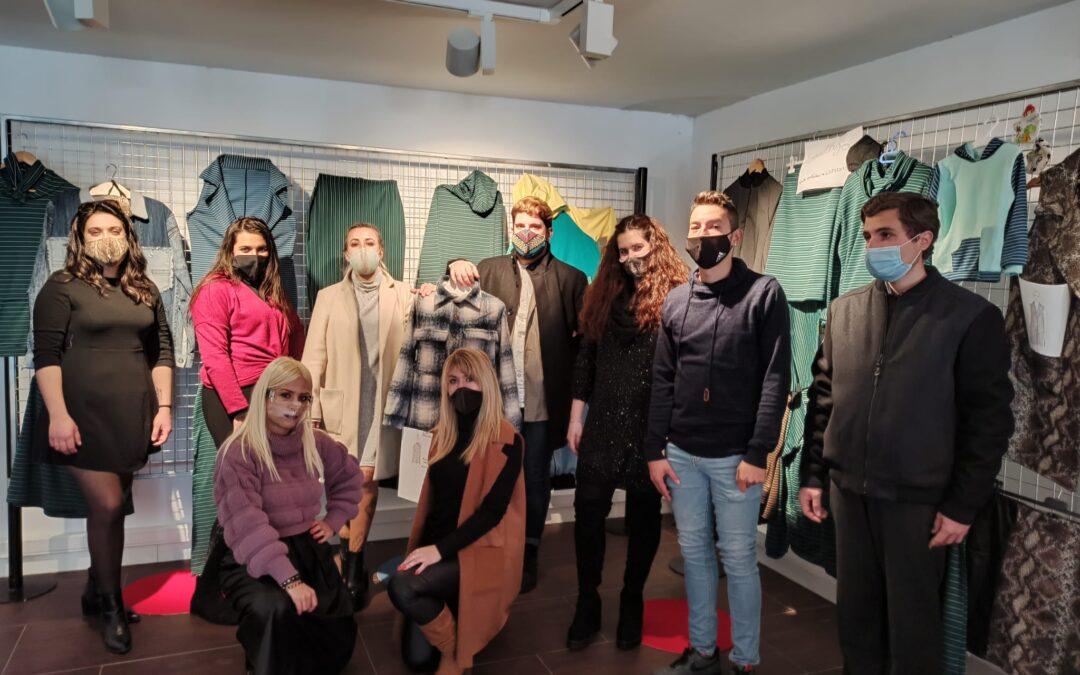 El alumnado del curso de Confección Textil del proyecto Genera Granada expone sus diseños en Cúllar